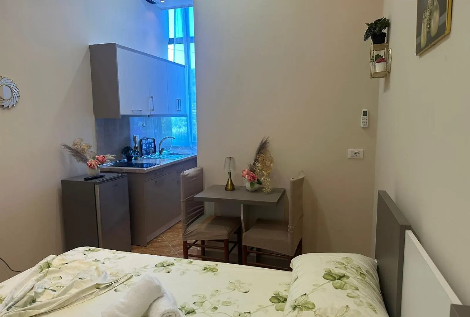 ***  Hotel Osmani Maminas Albanien