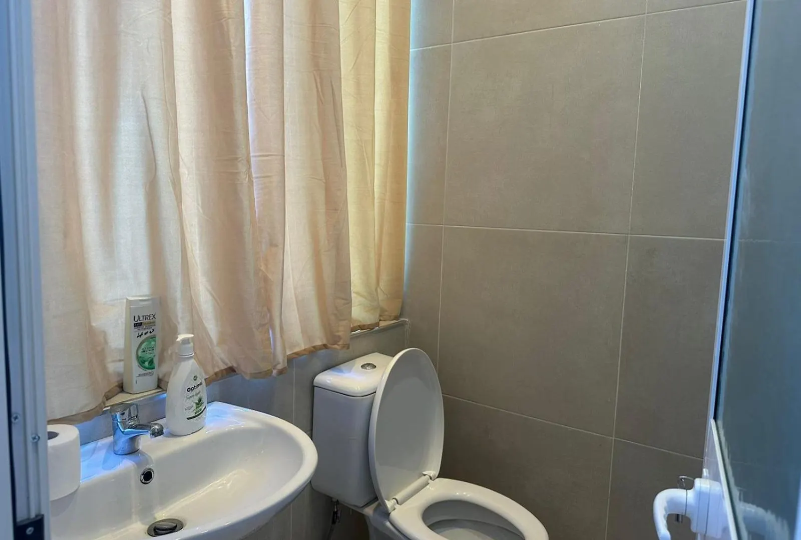 Hotel Osmani Maminas